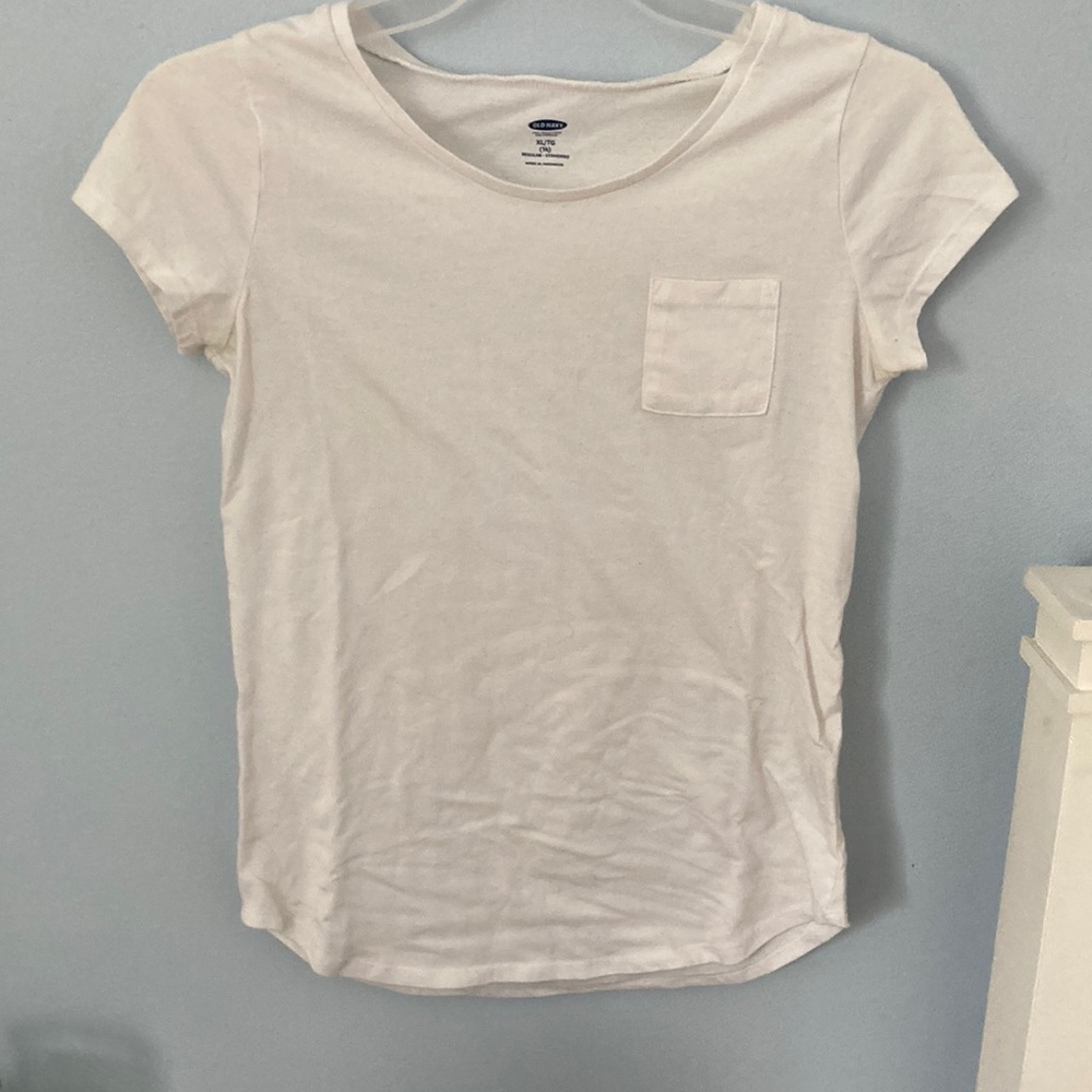 Old Navy white t-shirt girls size XL/TG